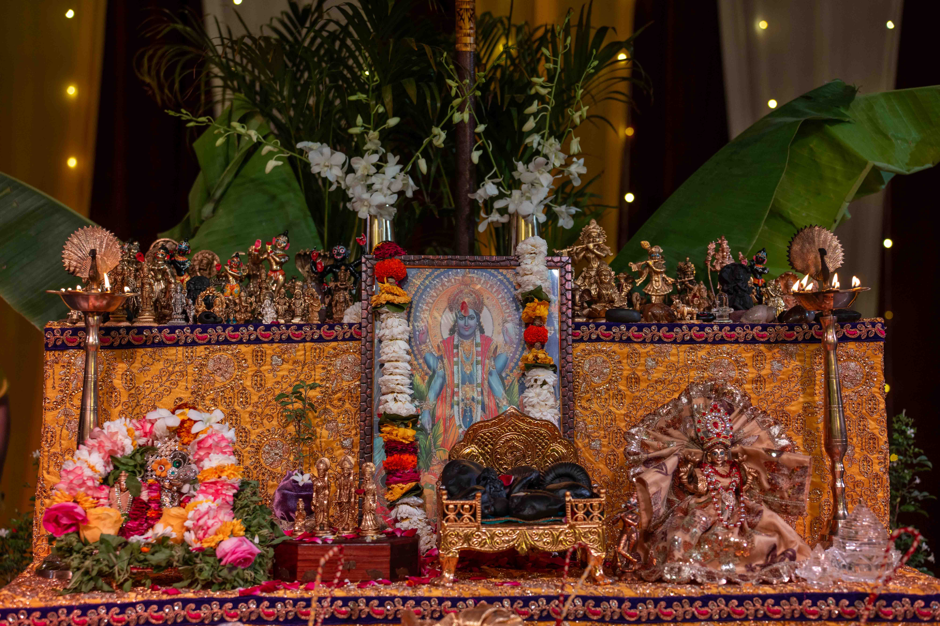 Sacred Monthly Pujas at Shree Giridhar Dham